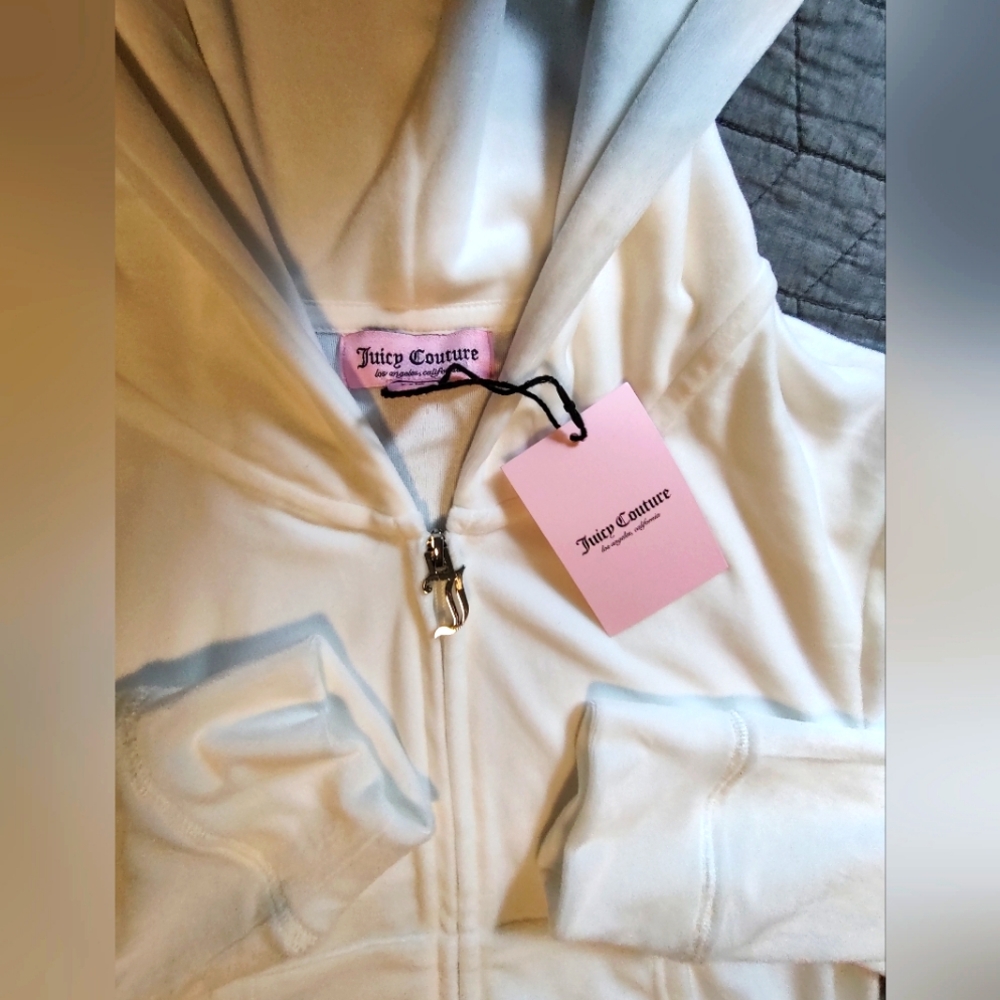 Juicy Couture White Sweatsuit